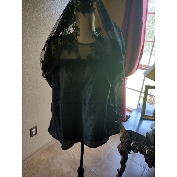 4@30.00 or 25.00 LADIES Plus Size Lace Blouse by Tonga Queen - Picture 3 of 16